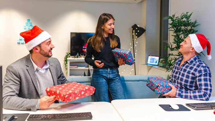 Best Embroidered Corporate Gift Ideas