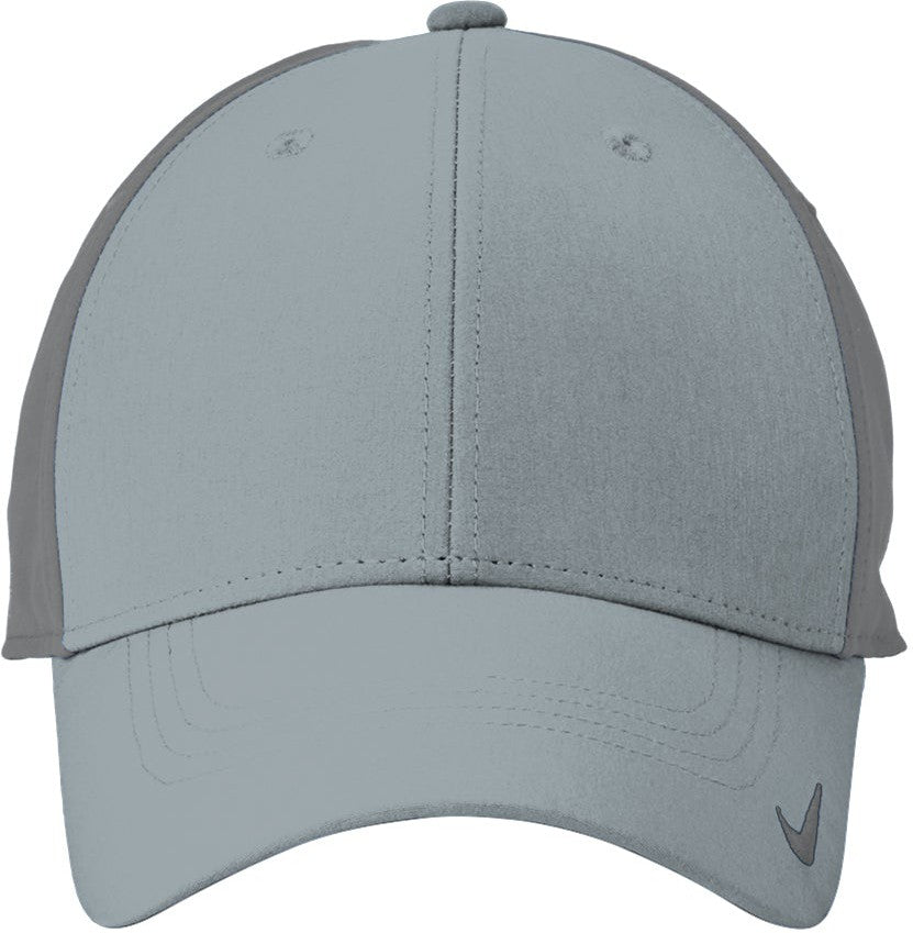 4-DAY EXPRESS - Nike Dri-FIT Legacy Cap