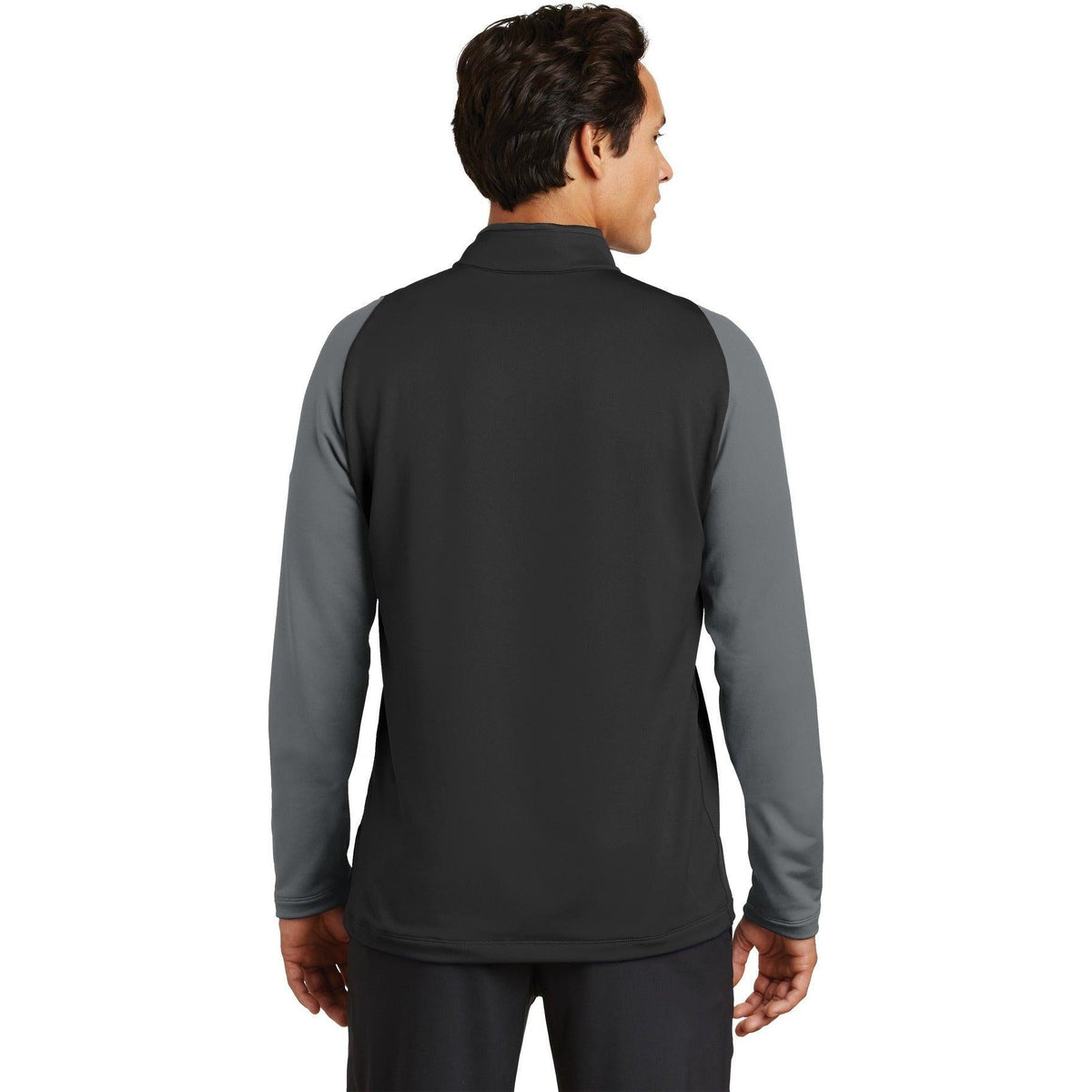 no-logo NIKE Dri-FIT Stretch 1/2-Zip Cover-Up-Regular-NIKE-Thread Logic