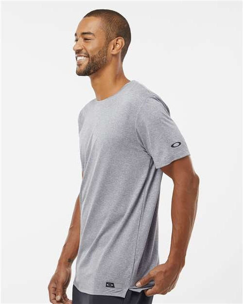 no-logo Oakley Team Issue Hydrolix T-Shirt-Apparel-Oakley-Thread Logic