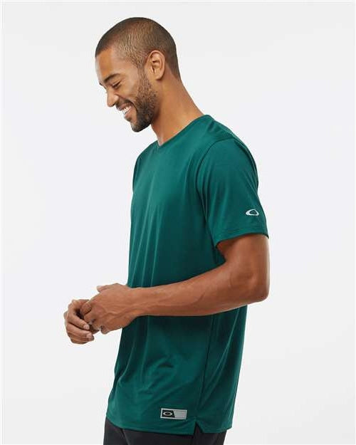 no-logo Oakley Team Issue Hydrolix T-Shirt-Apparel-Oakley-Thread Logic