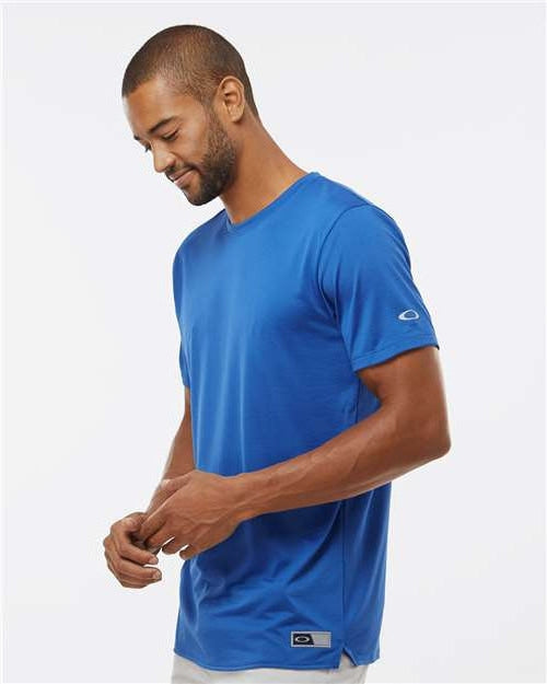 no-logo Oakley Team Issue Hydrolix T-Shirt-Apparel-Oakley-Thread Logic