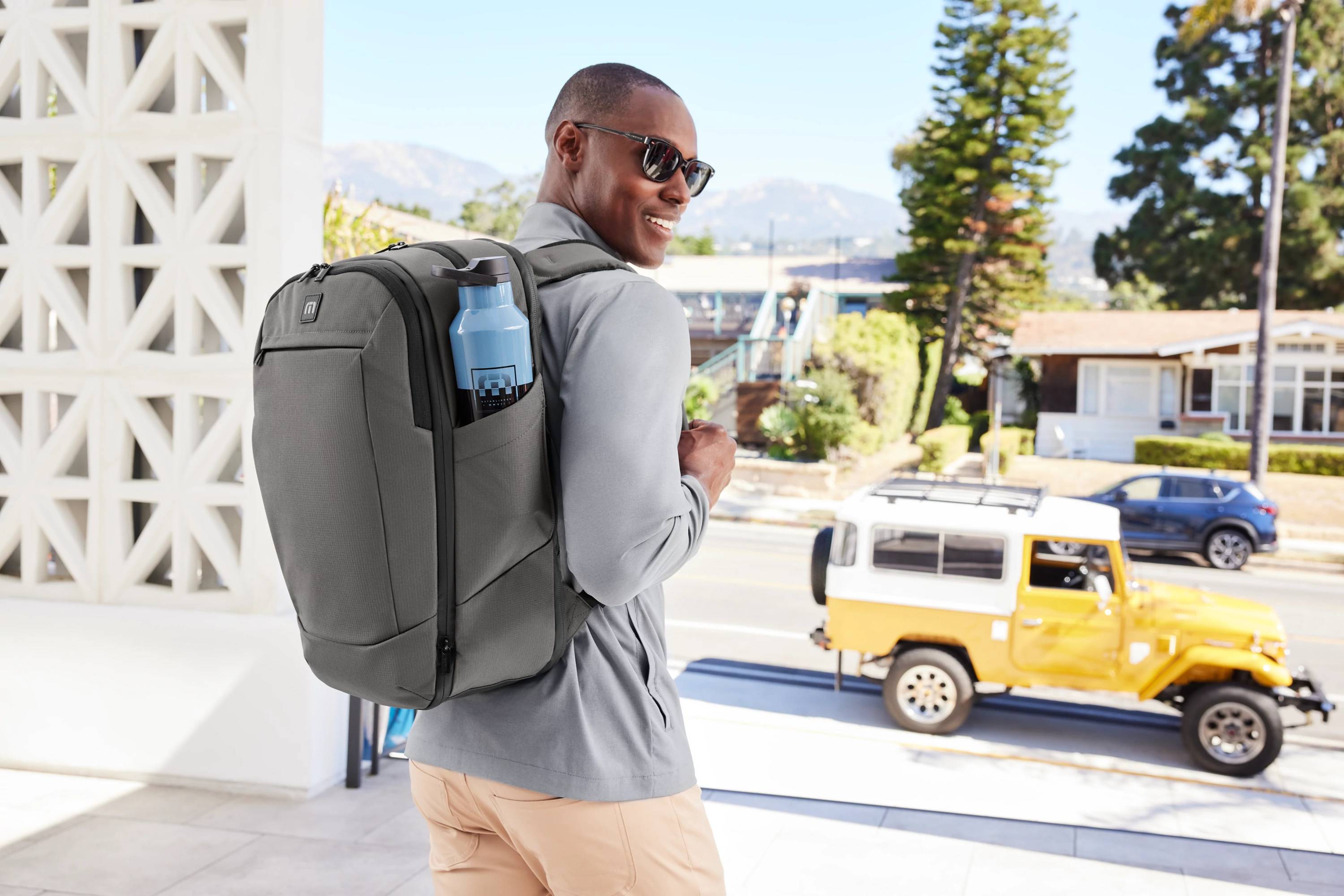 新品未使用タグ付　SAYAKA DAVIS V-neck Jumsuit S SAYAKADAVIS日本公式オンラインストア – SAYAKA DAVIS NEW YORK